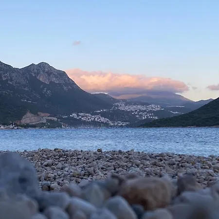 Centre - The Rush -3 Апартаменти *