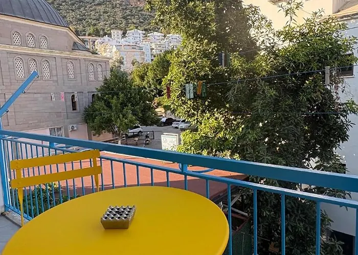 Apartment Centre - The Rush -3 Kas