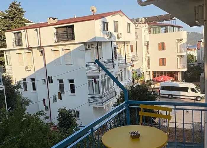 Centre - The Rush -3 Apartment